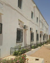Façade de la Polyclinique Aïr Soins à Agadez
